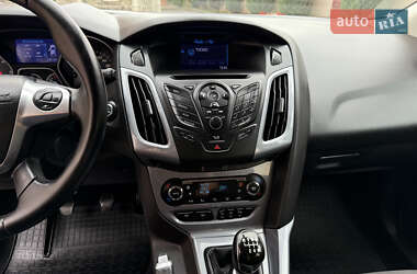 Универсал Ford Focus 2012 в 