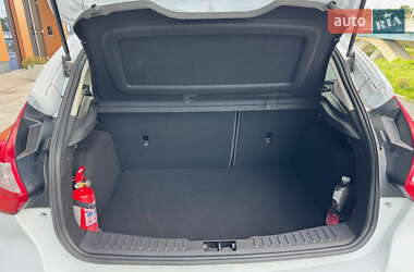 Хэтчбек Ford Focus 2013 в 