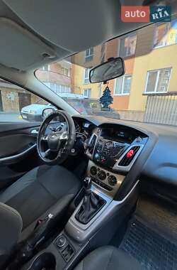 Универсал Ford Focus 2013 в 