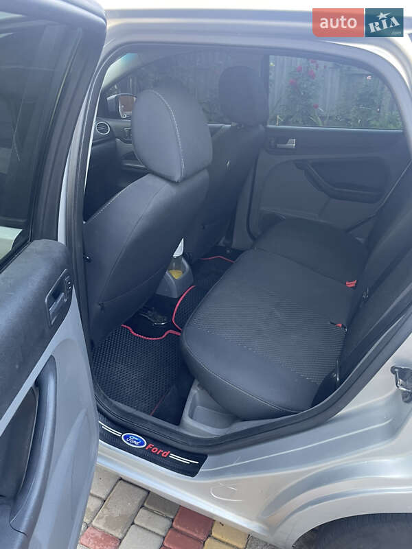 Універсал Ford Focus 2008 в Ківерцях