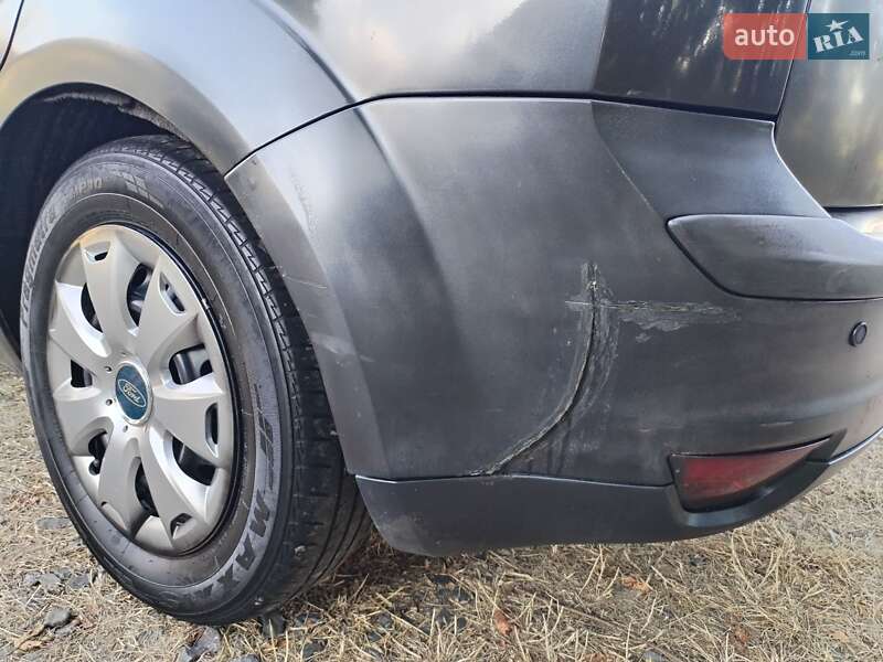 Хэтчбек Ford Focus 2006 в Одессе