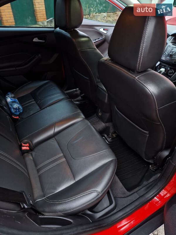 Седан Ford Focus 2013 в Киеве фото 9 Седан Ford Focus 2013 в Киеве