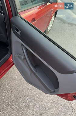 Хэтчбек Ford Focus 2008 в 