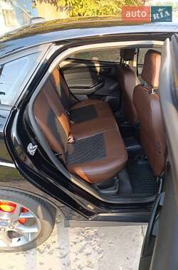 Седан Ford Focus 2016 в 