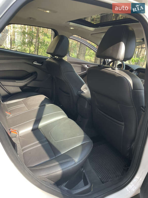 Хэтчбек Ford Focus 2012 в Полтаве фото 18 Хэтчбек Ford Focus 2012 в Полтаве