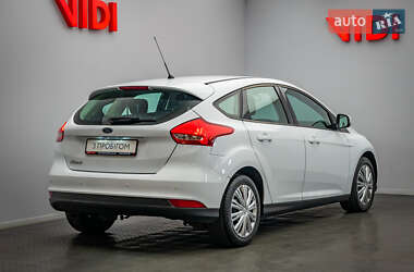 Хетчбек Ford Focus 2016 в 