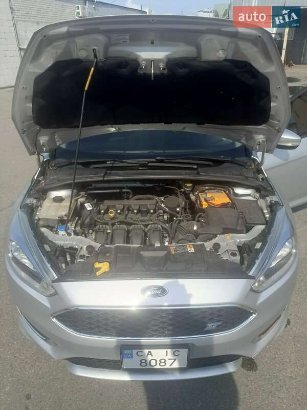 Седан Ford Focus 2015 в Черкассах