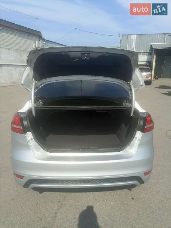 Седан Ford Focus 2015 в Черкассах