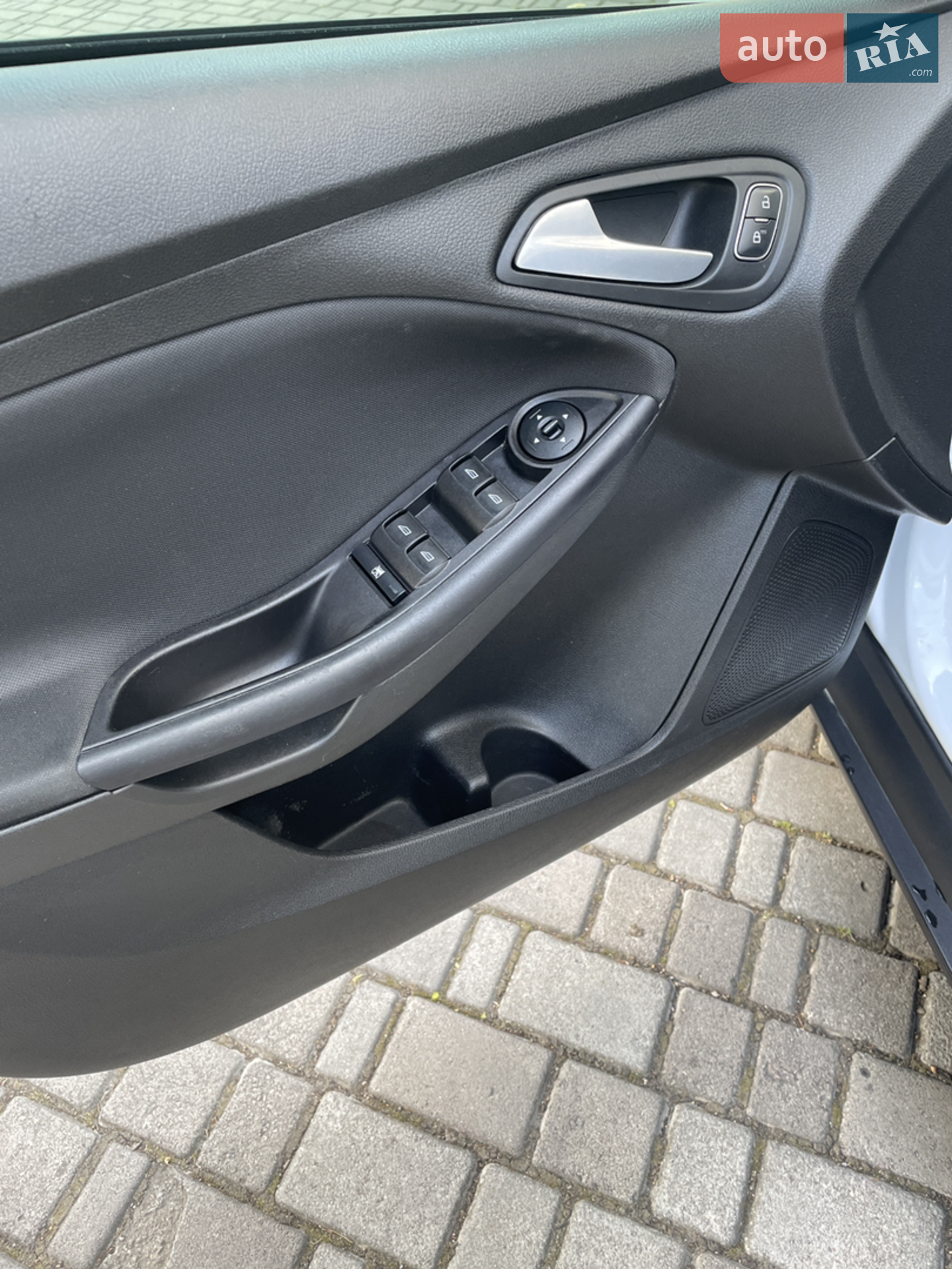 2015 Ford Focus - мініатюра 40