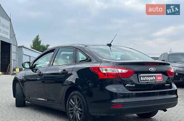 Седан Ford Focus 2013 в 