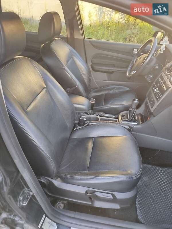 Универсал Ford Focus 2005 в Киеве фото 9 Универсал Ford Focus 2005 в Киеве