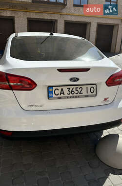 Хэтчбек Ford Focus 2017 в 