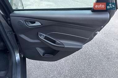 Хэтчбек Ford Focus 2017 в 