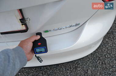 Хэтчбек Ford Focus 2013 в 