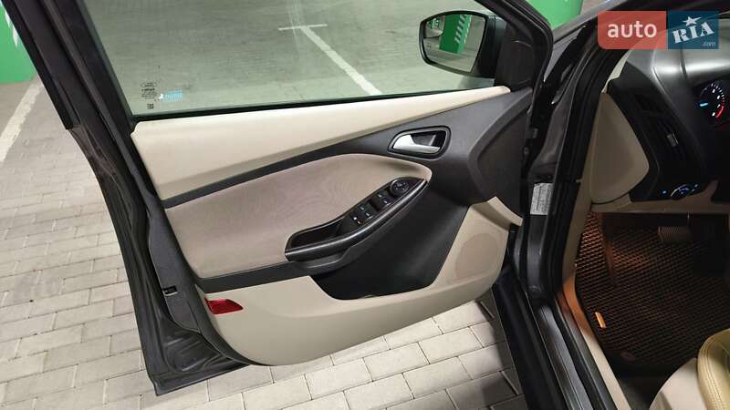 Седан Ford Focus 2012 в Києві