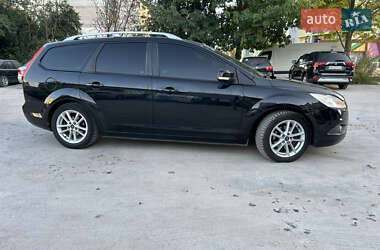 Универсал Ford Focus 2010 в 