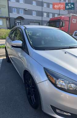 Хэтчбек Ford Focus 2016 в 