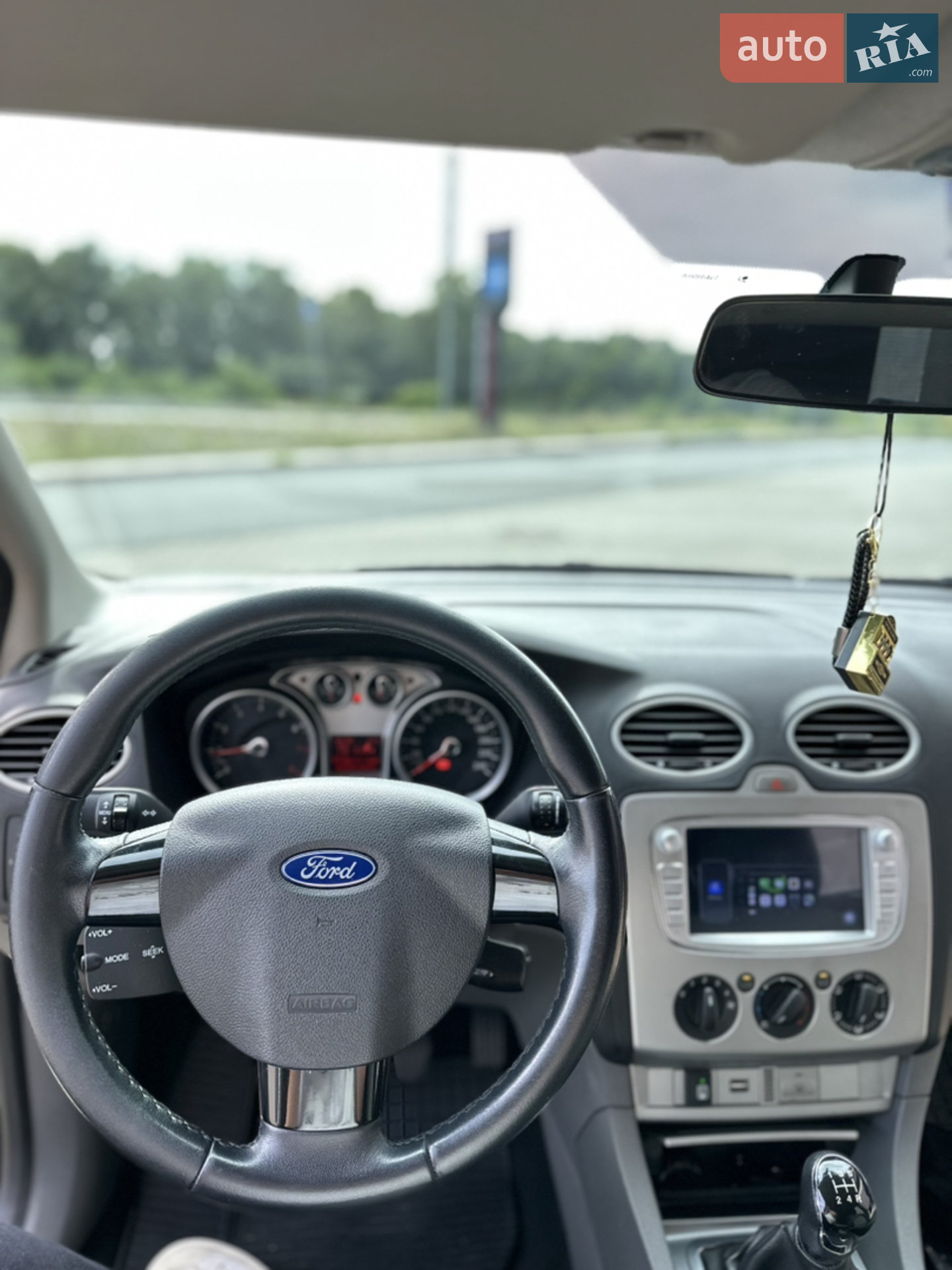 2010 Ford Focus - мініатюра 18