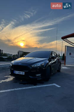 Хэтчбек Ford Focus 2015 в Виннице