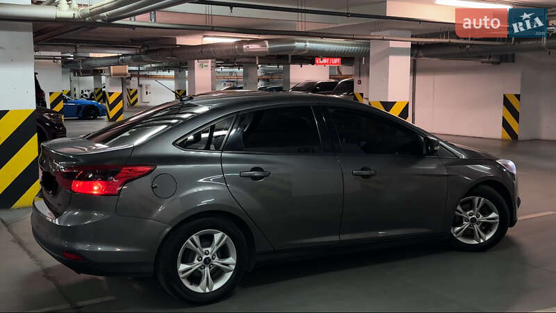Седан Ford Focus 2014 в Днепре