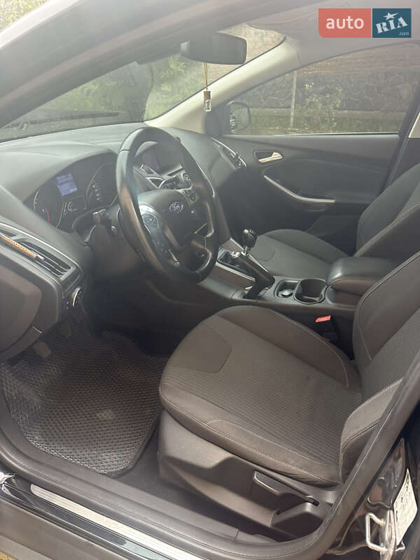 Универсал Ford Focus 2013 в Львове фото 22 Универсал Ford Focus 2013 в Львове