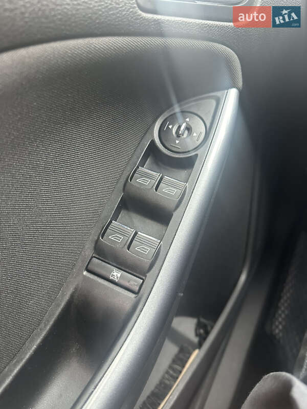 Универсал Ford Focus 2013 в Львове фото 34 Универсал Ford Focus 2013 в Львове