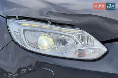 Универсал Ford Focus 2013 в 