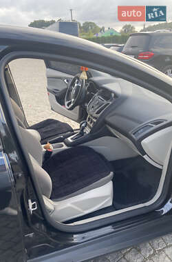 Хэтчбек Ford Focus 2014 в 