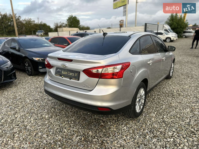Седан Ford Focus 2012 в Ивано-Франковске