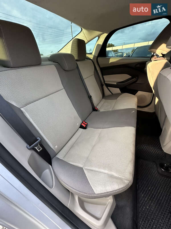 Седан Ford Focus 2012 в Ивано-Франковске