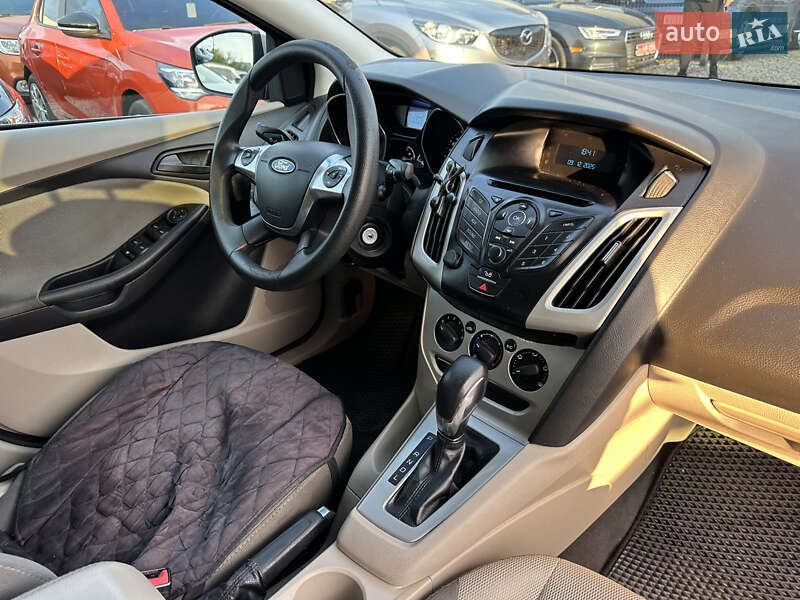 Седан Ford Focus 2012 в Ивано-Франковске