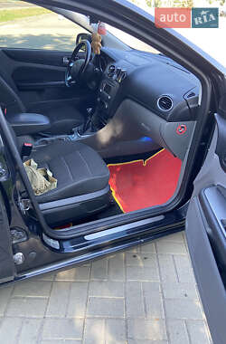 Универсал Ford Focus 2010 в 