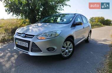 Хетчбек Ford Focus 2013 в 