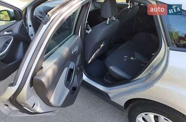 Хетчбек Ford Focus 2013 в 