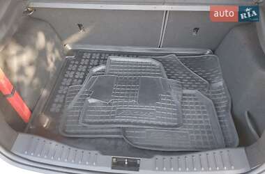 Хетчбек Ford Focus 2013 в 