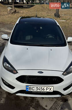 Хетчбек Ford Focus 2018 в 