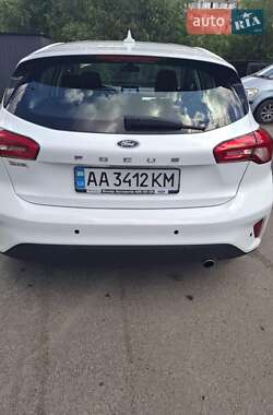 Хэтчбек Ford Focus 2019 в 
