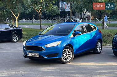 Хэтчбек Ford Focus 2015 в 