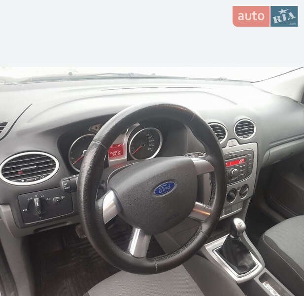 Универсал Ford Focus 2010 в Хусте