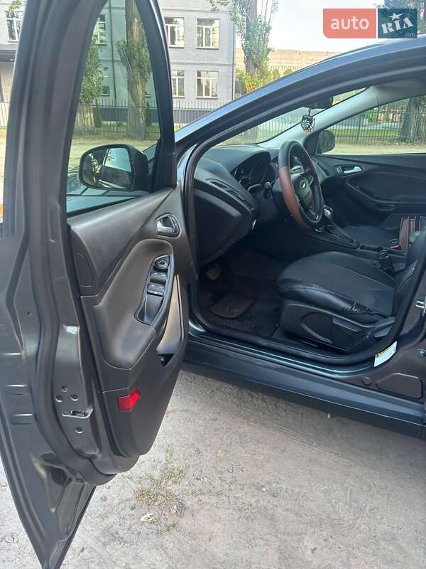 Седан Ford Focus 2016 в Киеве