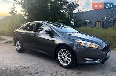 Седан Ford Focus 2016 в 