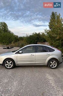 Хетчбек Ford Focus 2006 в 