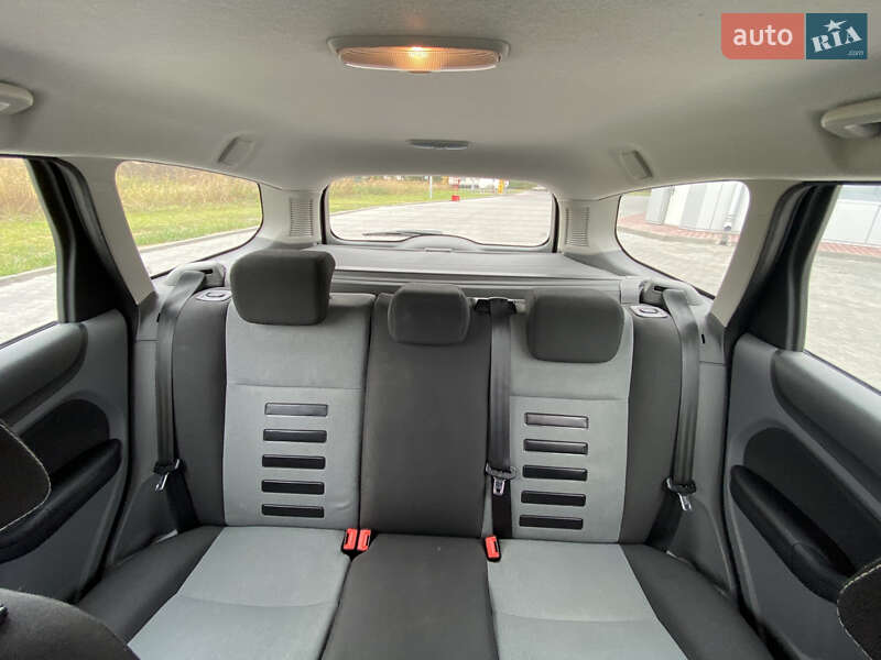 Универсал Ford Focus 2010 в Луцке