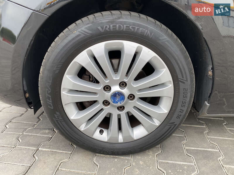 Универсал Ford Focus 2010 в Луцке