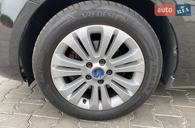 Универсал Ford Focus 2010 в 