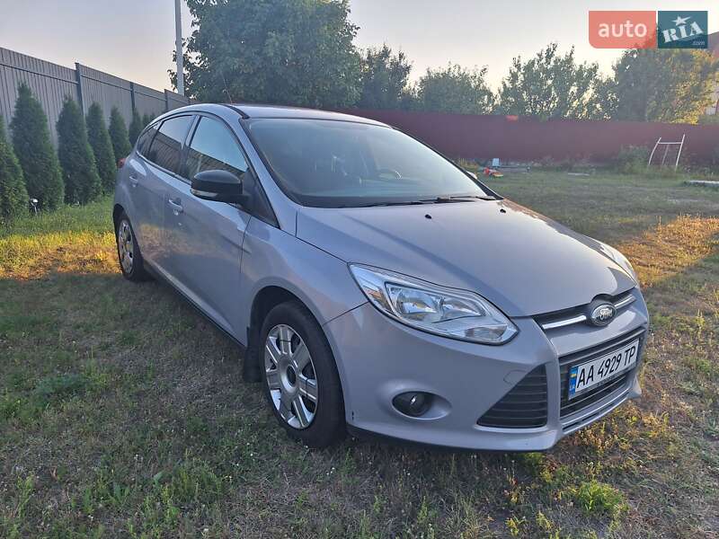 Хэтчбек Ford Focus 2011 в Киеве