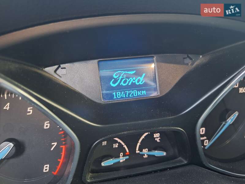 Хэтчбек Ford Focus 2011 в Киеве