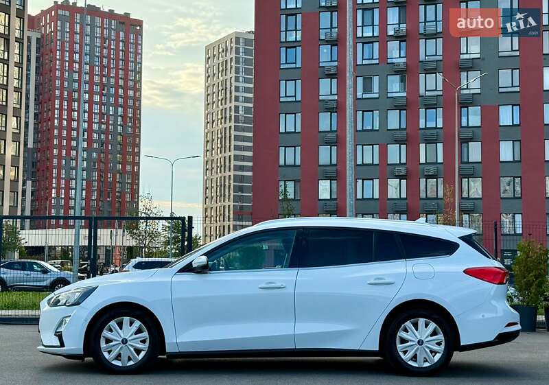 Универсал Ford Focus 2019 в Киеве