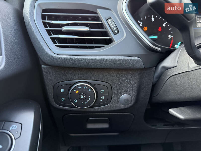 Универсал Ford Focus 2019 в Киеве