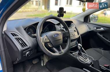 Хетчбек Ford Focus 2016 в 